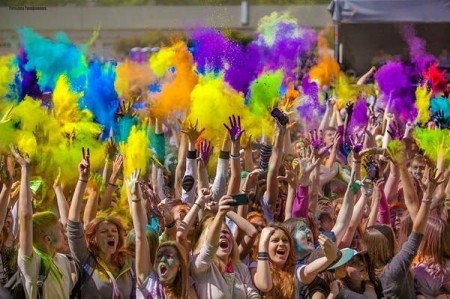 На стадионе «Кировец» пройдет Всероссийский Фестиваль красок